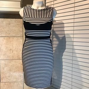 Judith & Charles Striped Dress 🔴